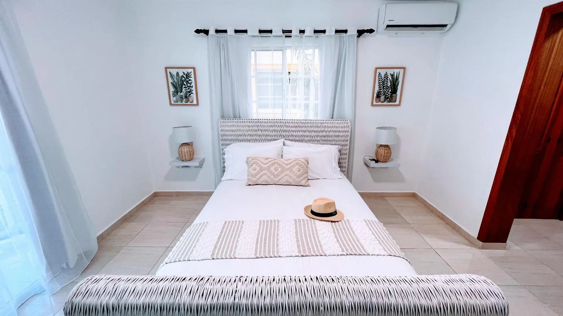 Apartamento Pool View, Walk To Beach, Shops, Dining, Fast Wifi Punta Cana